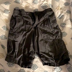 Gap kids size 8 cargo shorts, grey -